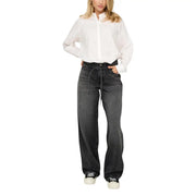 Only Schwarze, gerade geschnittene Damen-Jeans aus Baumwolle mit weitem Bein und Kordelzugbund, Vorderansicht