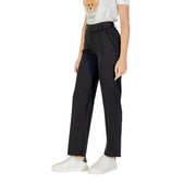 Only Schwarze Damenhose aus Viskose mit hohem Bund, elegantem geradem Bein und dezentem Reißverschluss an der Seitennaht.