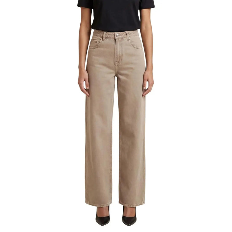 Beige Baumwolljeans mit hohem Bund und weitem Bein für Damen im klassischen Fünf-Taschen-Design und Knopfverschluss – perfekt für Frühling und Sommer.
