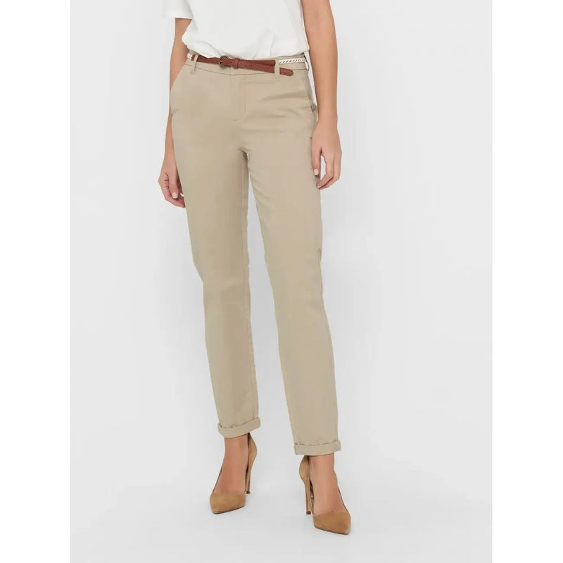 Beige Chino-Hose aus Baumwolle mit braunem Gürtel und umgeschlagenen Säumen in Grün, schmale Passform mit Reißverschluss und Knopf für Damen