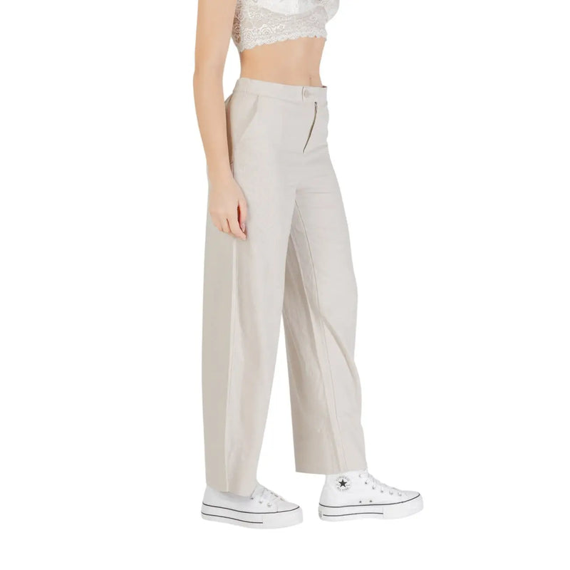 Beige Leinenmischgewebe-Hose mit hohem Bund, weitem Bein, Reißverschluss vorne und Seitentaschen von Only Frauen, Vorderansicht