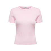 Ein zartes Rosa only Damen-T-Shirt mit kurzem Rundhalsausschnitt aus Polyester-Mischgewebe und dezentem Rippstrickbündchen