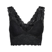 Schwarzer Spitzen-BH mit aufwendigen Blumenmustern und gewellten Kanten, kombiniert mit only Ärmelloses schwarzes Polyester-Damenoberteil top