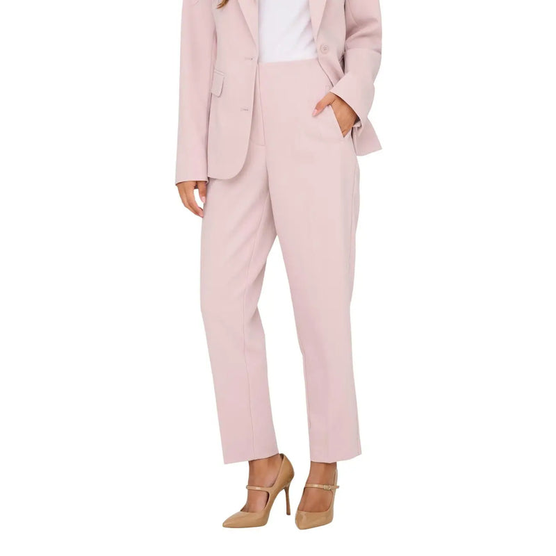 Only Elegante, hellrosa Damen-Anzughose mit geradem Bein, dezenten Bügelfalten und Reißverschlusstaschen vorne.