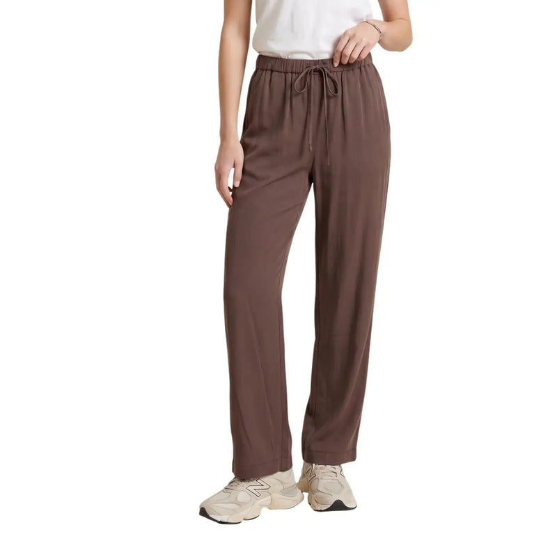 Braune, locker sitzende Viskosehose mit elastischem Bund und Kordelzug von only Damen Madeli Oaklyn Long Kollektion