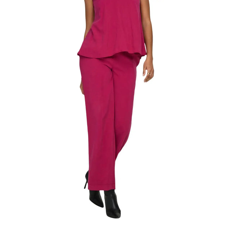Fuchsiafarbene, gerade geschnittene Viskosehose für Damen mit glatter Stoffoberfläche aus der langen Kollektion von Madeli Oaklyn.