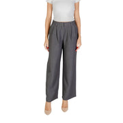 Graue, plissierte, weite Damenhose aus Polyester-Viskose mit Reißverschlusshaken, Größe 38. Only