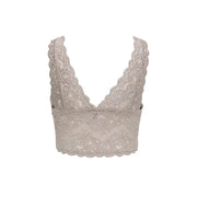 Ein zartes beigefarbenes Spitzen-Crop-Top top mit gewellten Rändern von Only Damenunterwäsche ONLCHLOE Spitze grau Polyester Träger