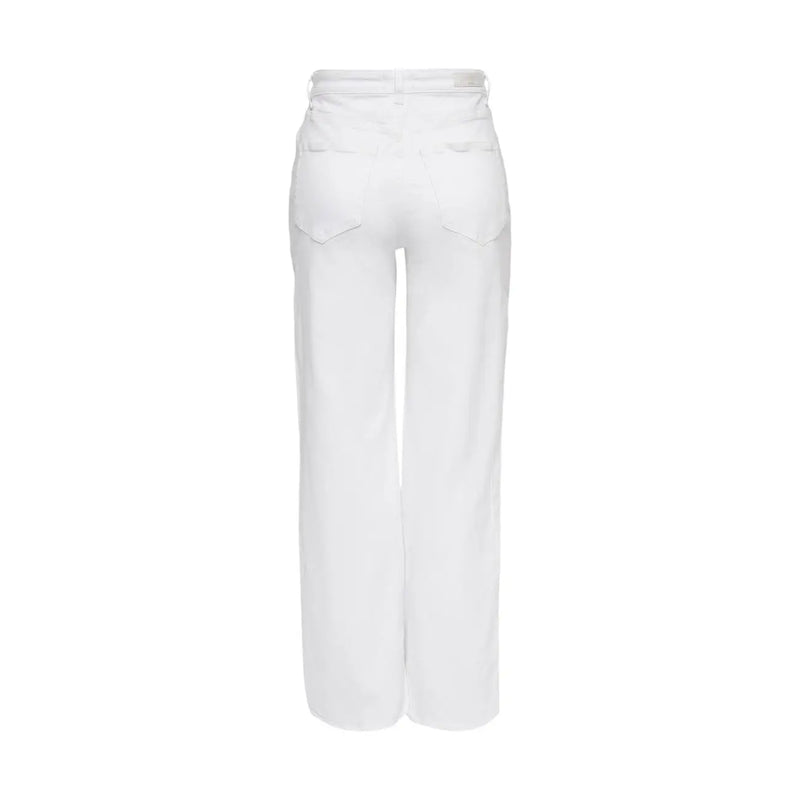 Only Weiße Damen-Jeans aus Stretch-Baumwolle mit weitem Bein, minimalistischem Design und dezenten Ziernähten.
