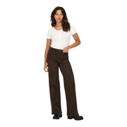 Only Damenjeans mit weitem Bein aus braunem Baumwollstoff, gefertigt aus klassischem, dunkelbraunem Denim mit geradem Schnitt.