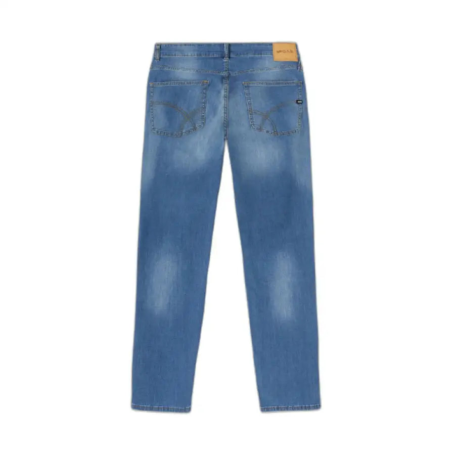 Gas Men Jeans in blue denim, embodying urban city style and fashion