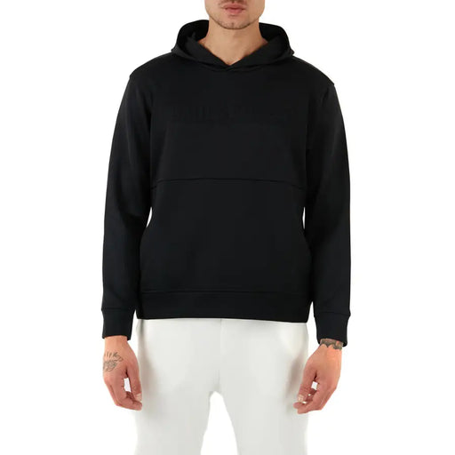 Schwarzer Herren-Kapuzenpullover aus Baumwolle von Paul and Shark mit dezentem, strukturiertem Logo auf der Brust und gerippten Bündchen