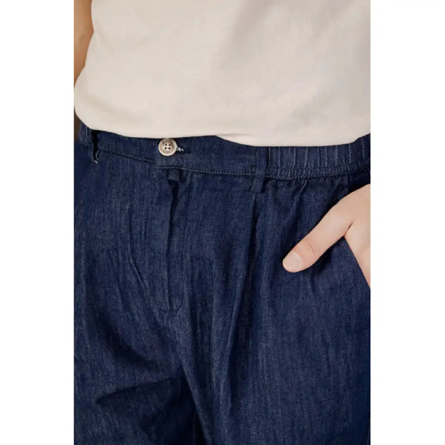 
                      
                        Gianni Lupo - Gianni Lupo Men Trousers showcasing stylish Gianni Lupo jeans for men
                      
                    
