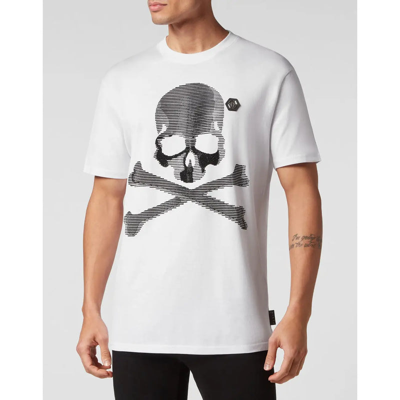 White short-sleeved philipp plein men t-shirt with a black skull and crossbones striped textured graphic design