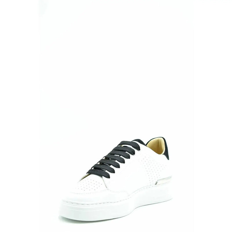 Philipp plein women white leather low-top sneaker with black laces and contrasting black heel tab displayed from the back