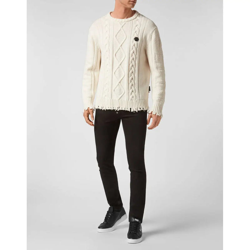 Philipp Plein Wollpullover für Damen in Creme mit Zopfmuster und ausgefransten Bündchen und Saum, Vorderansicht