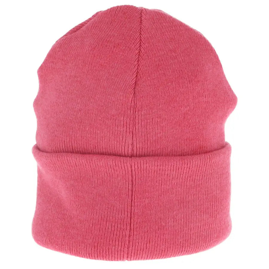 Superdry women cap, pink beanie for fall winter, w9010162a, on white background.