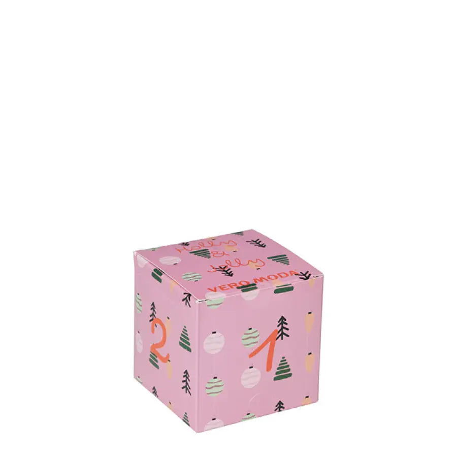 Vero Moda pink Christmas-patterned box for women’s underwear, urban style fashion