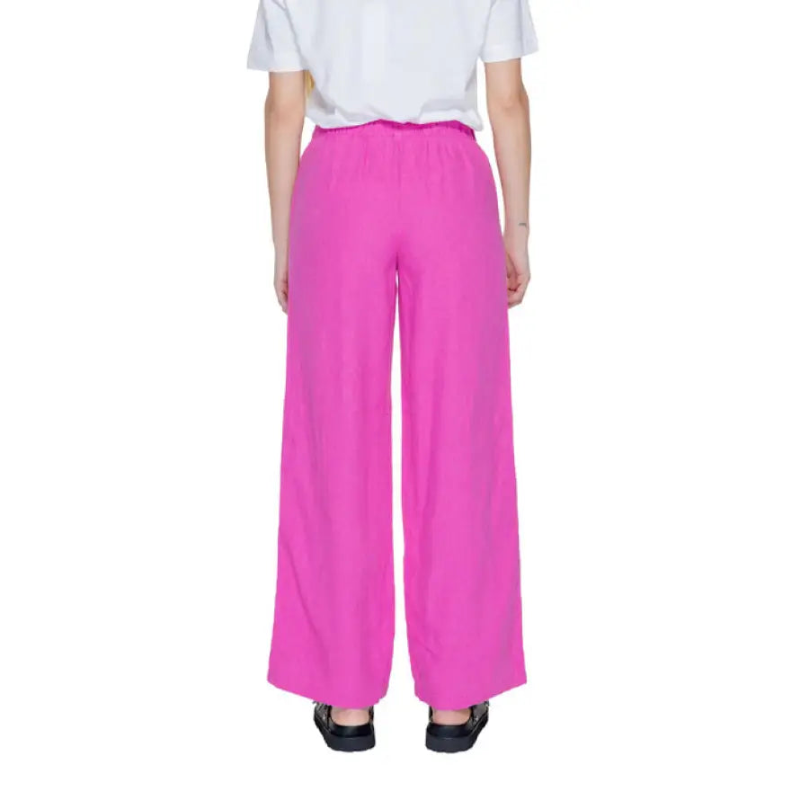 
                      
                        Organic pink linen trousers for women, urban city style fashion by Only
                      
                    