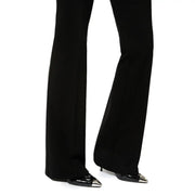 Pinko Schwarze, schmal geschnittene Viskosehose für Damen mit ausgestelltem Bein und dezentem Glanz – perfekt für Herbst und Winter.