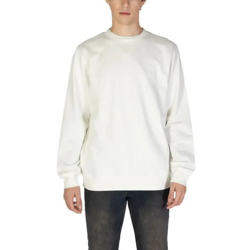 Plain white crewneck sweatshirt with ribbed cuffs and hem from Boss Men Knitwear