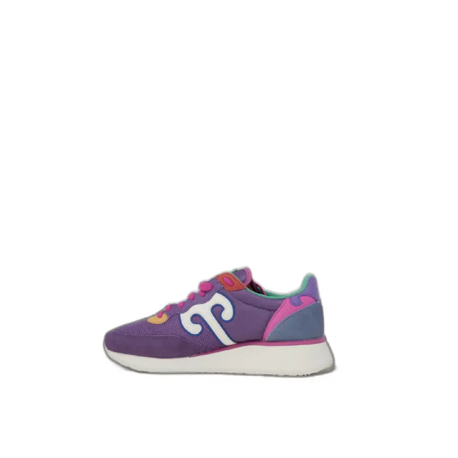 
                      
                        Wushu Wushu women sneakers with a rainbow sole in purple and blue
                      
                    