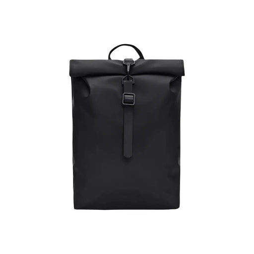 Rains Herren-Rucksack Mini schwarz mit Rolletop Design mit Reißverschlusstaschen und matter Oberfläche (B10 x H40 x L10), von vorne sichtbar
