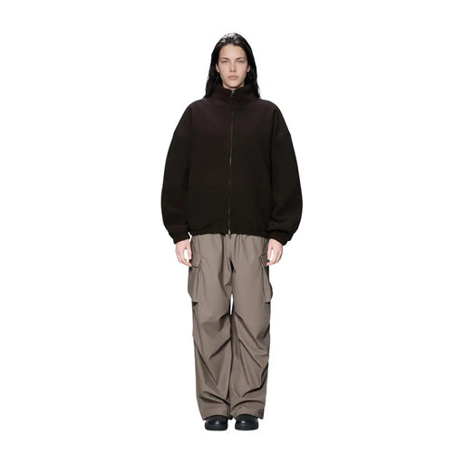 Schwarze Damen-Fleecejacke mit Reißverschluss von Rains, hohem Kragen und lockerer Passform aus braunem Polyester