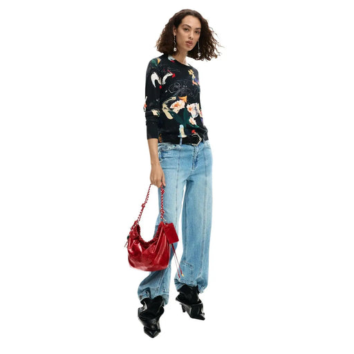 Vibrant red patent leather hobo bag with chain strap by Desigual suitable for shoulder use