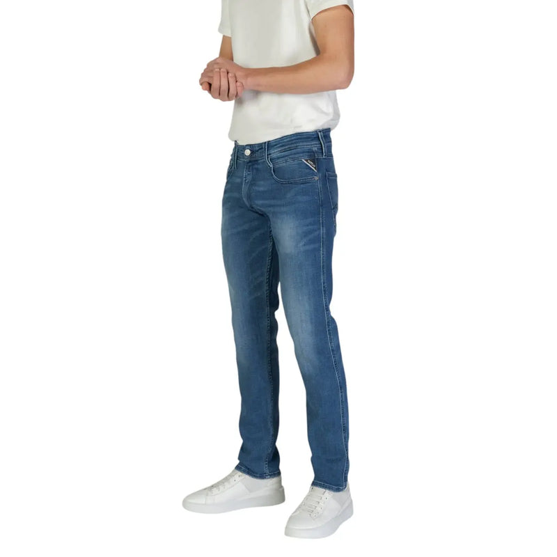 Replay Jeans Herrenjeans M914 in mittelblauer Waschung mit schmaler Passform und dezenter Waschung, Vorderansicht