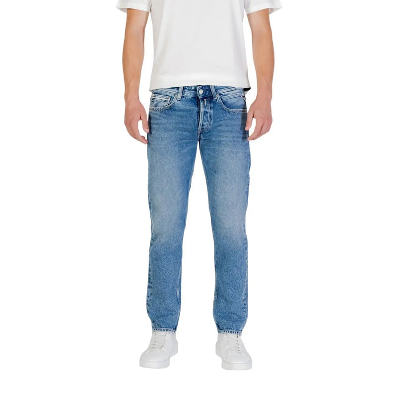 Replay Light Jeans, klassische Straight-Leg-Jeans für Herren in Mittelblau mit Fünf-Taschen-Design, Vorderansicht