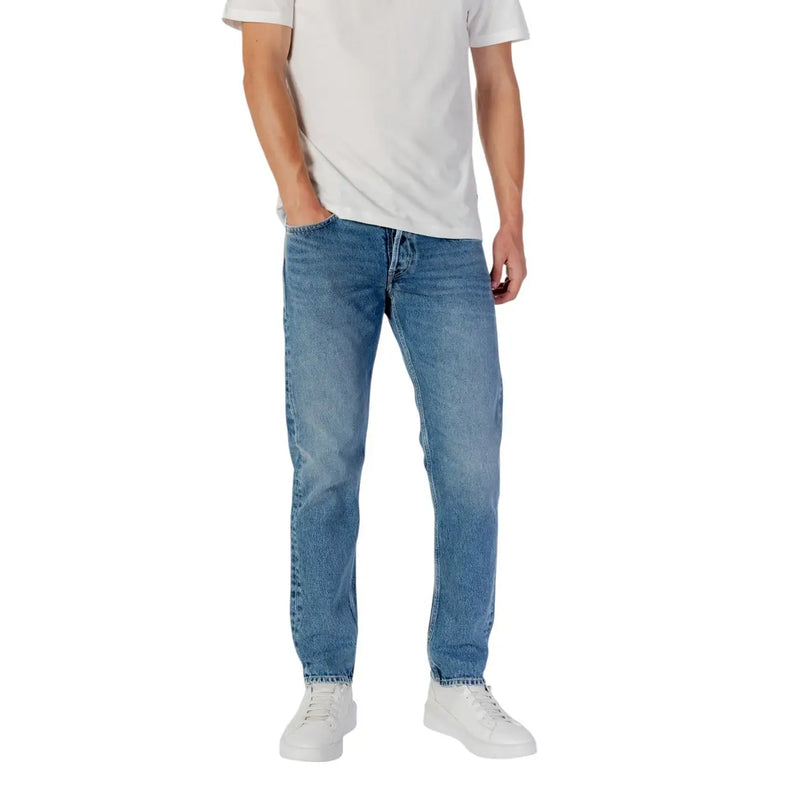 Replay Light Jeans für Herren aus hellblauem Denim mit sichtbaren Ziernähten, Vorderansicht