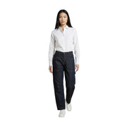 Replay Damen-Jeans aus blauem Denim, Barrel Fit, aus Baumwolle, mit geradem Bein in dunklem Indigoblau und markanten aufgesetzten Taschen.