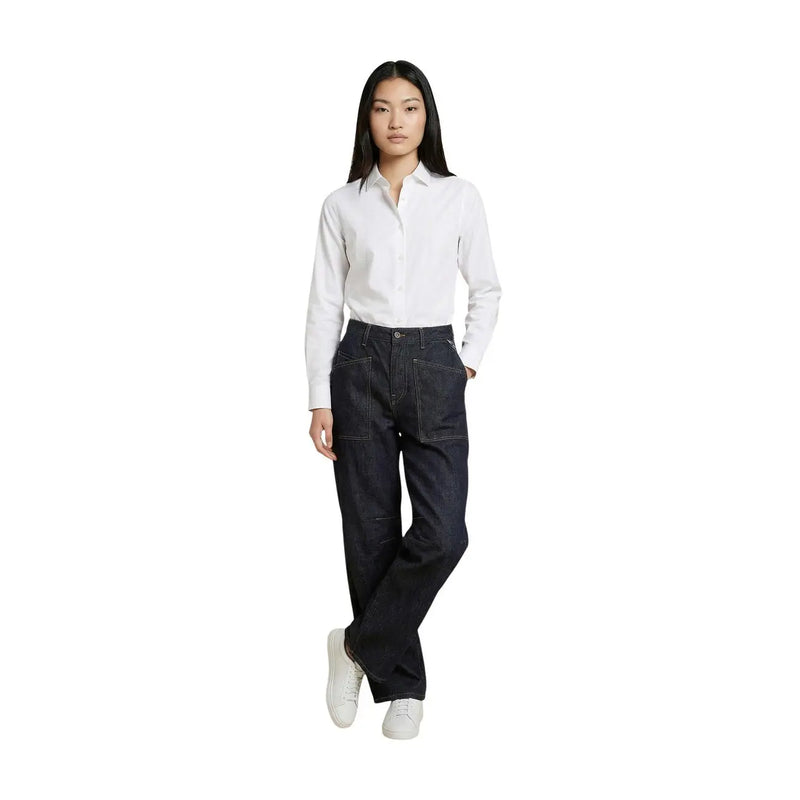 Replay Damen-Jeans aus blauem Denim, lässig geschnitten, dunkelblaue Baumwollhose mit sichtbaren Ziernähten.