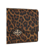Replay Damen-Geldbörse in Braun mit Leopardenmuster, goldfarbenem, rautenförmigem Logo-Emblem und Schulterriemen (18 cm breit).