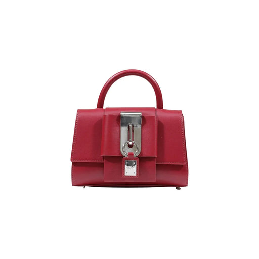 Eine elegante, glänzende, rote Mini-Handtasche aus Kunstleder für Damen mit einem markanten silbernen Schloss- und Schlüsselmechanismus