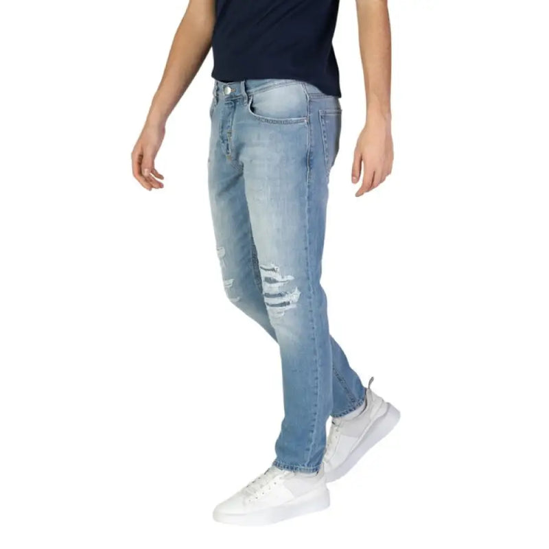 Ripped light blue Antony Morato men’s jeans with worn-out effect for stylish casual wear