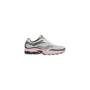 Saucony weiße synthetische Damen-Sneaker Progrid Omni 9 mit weißem Mesh-Obermaterial, schwarzen Akzenten und zartrosa Zwischensohle