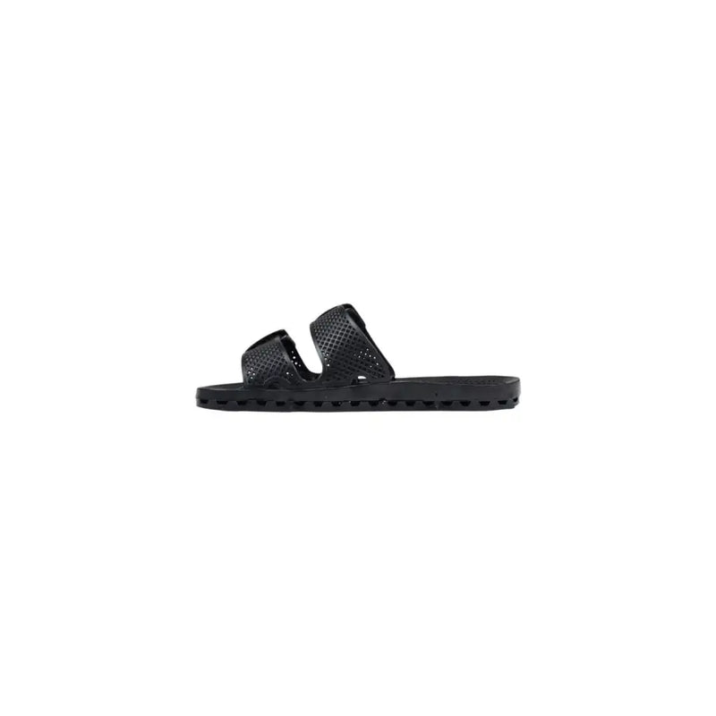 Schwarze PVC-Herrenpantoffeln von Sensi, Modell La Jolla Urban Slide Sandale, mit perforiertem Obermaterial und strukturierter Sohle, offenes Zehendesign