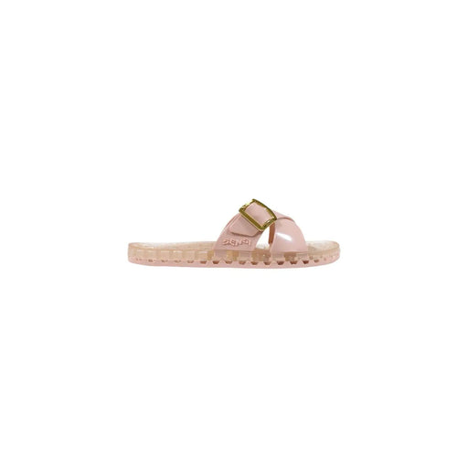 Rosa, durchscheinende PVC-Gummisandalen mit goldfarbener Schnalle aus der Sensi Damen-Kollektion Sorrento Flamingo.