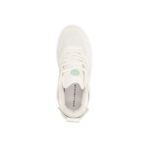 Weiße Stella McCartney Leder-Sneaker zum Hineinschlüpfen für Damen mit perforiertem Obermaterial und klobiger Sohle