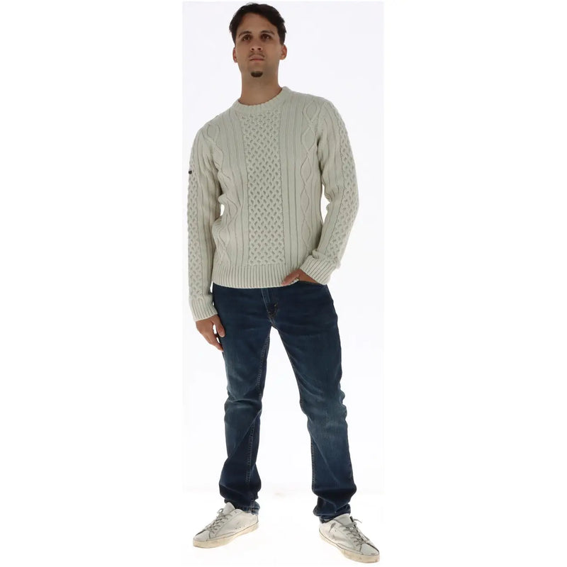 Superdry Damen-Wollpullover in Creme mit Zopfmuster und Rippbündchen, Vorderansicht