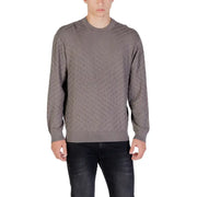 Taupe patterned crewneck sweater displayed on a mannequin, stylish and comfortable