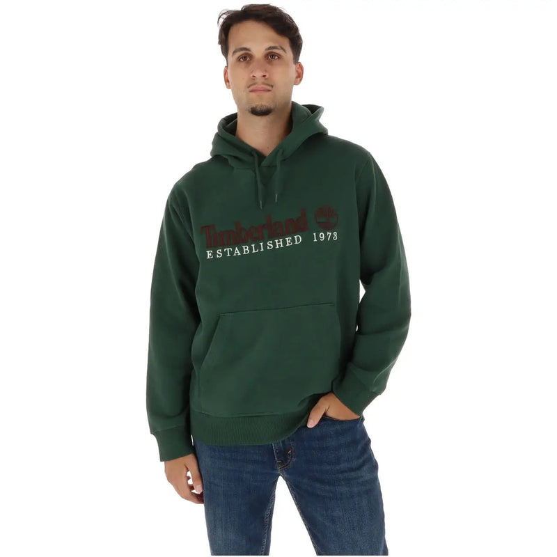Dunkelgrün Timberland Herren-Baumwollhoodie mit Vordertasche und Timberland Gründungslogo von 1973 auf der Brust