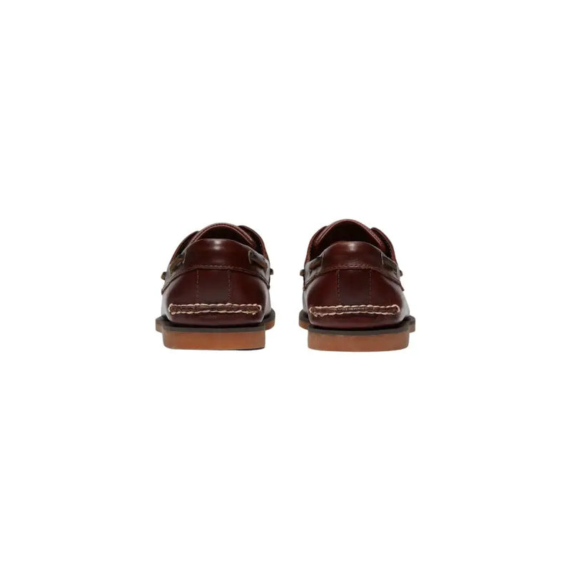 Braunes Leder Timberland Herren-Mokassins mit kontrastierenden hellbraunen Nähten und Gummisohle, Artikelnummer TB025077214