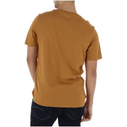Timberland Männer t-shirt Kurzärmeliges Baumwollshirt in Senfgelb mit Rundhalsausschnitt und dezenten Ziernähten