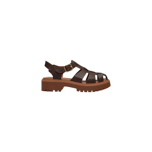 Timberland Braune Damen-Ledersandalen mit griffiger Sohle und goldfarbener Schnalle für stilvollen Tragekomfort