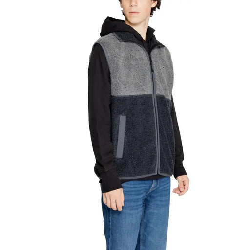 Tommy hilfiger black polyester hooded jacket for men with gray and black fleece vest front zipper and gray side stripe pocket