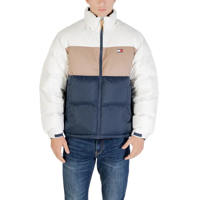 Tommy Hilfiger Herren-Daunenjacke mit Farbblockmuster.