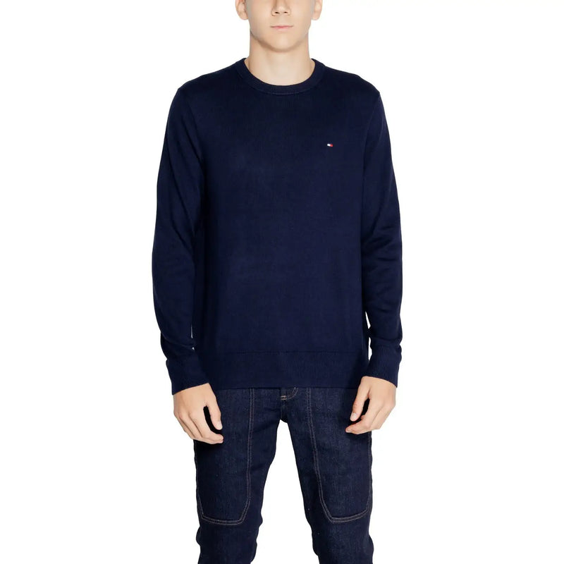Tommy Hilfiger Kaschmirpullover für Herren in Marineblau mit kleinem, gesticktem Logo auf der linken Brust, Vorderansicht